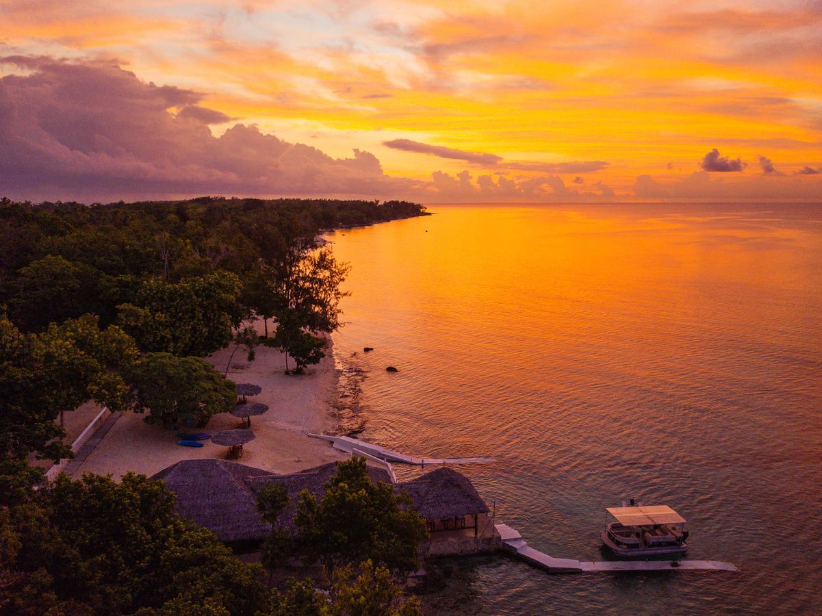 Coco Beach Resort Port Vila Zewnętrze zdjęcie